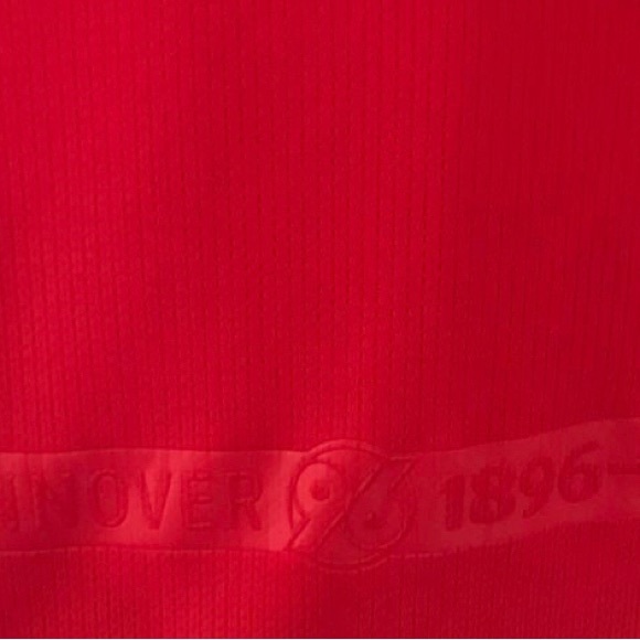 BNWT Macron Hannover 96 Home Kit - Picture 5 of 7